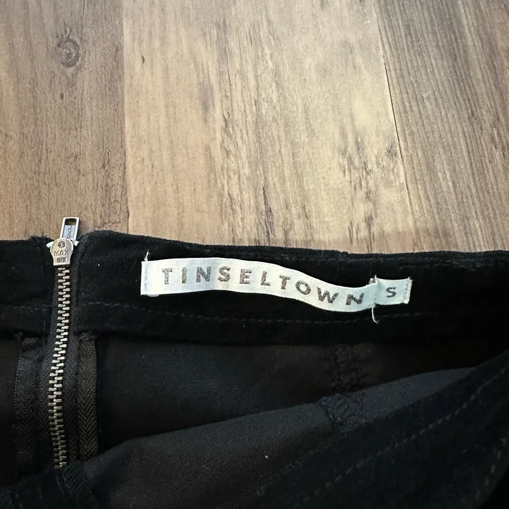 Tinseltown Mini Skirt - Picture 4 of 5